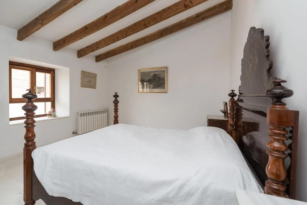 Vila Cal Senyor Damia Santanyí